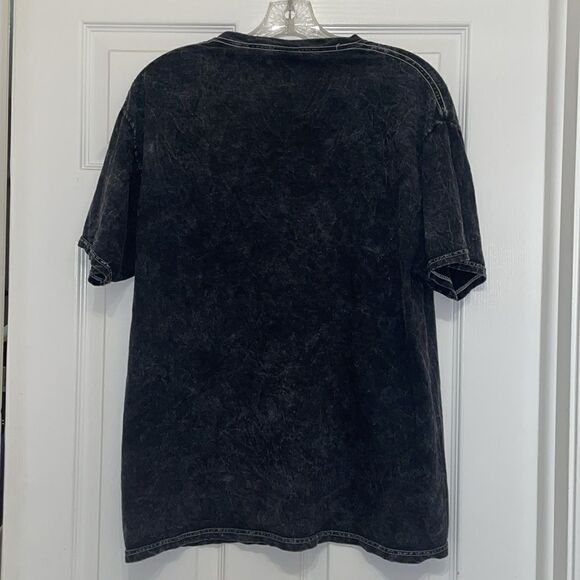 ✨University Tees Phi Mu Mineral Wash Rainbow Logo T-shirt - Picture 6 of 6